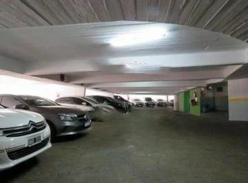 Garage · 12m² · 1 Cochera · Cochera a La Venta en Edificio de Cocheras - Once