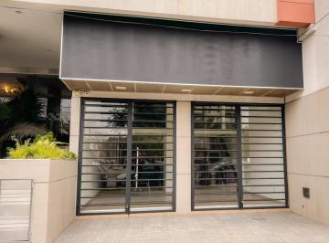 Local comercial · 76m² · Alquiler de Local Comercial Oficina en Wilde Centro