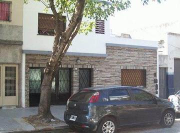 foto del frente actual · Villa Ortuzar Casa en Lote Propio 8,66x17,32 Ideal Destino Comercial