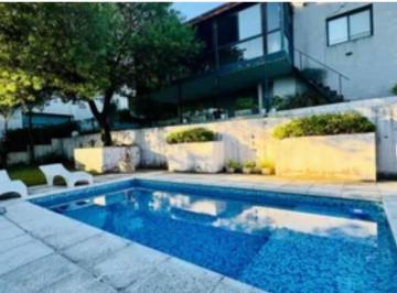 Casa · 300m² · 8 Ambientes · 1 Cochera · Venta Casa - Estancia Q2 \ 3 Dorm./ Excelente Estado.