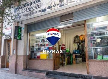 Casa · 200m² · 4 Ambientes · Casa 3 Dorm. Venta Centro Local Comercial