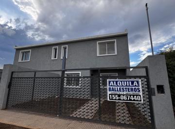 Casa · 120m² · 3 Ambientes · 2 Cocheras · Casa - Coronel Olmedo