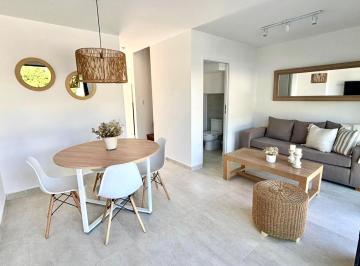 Departamento de 4 ambientes, Ciudad de Mendoza · Venta Lindisimo Duplex en La Quinta Sección. Nuevo, Muy Bien Ubicado.