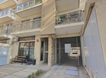 Departamento de 2 ambientes, Almirante Brown · Venta de Departamento en Adrogué