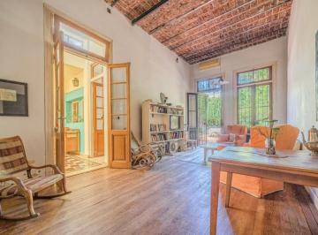 Casa · 171m² · 6 Ambientes · 1 Cochera · Casa en Venta en Villa Crespo, Capital Federal, Buenos Aires