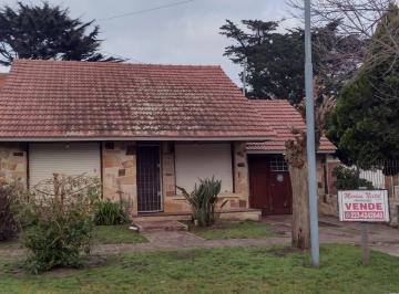Casa de 3 ambientes, Mar del Plata · Chalet Colinas Peralta Ramos, 3 Ambientes con Garaje