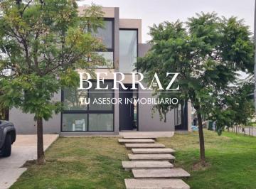 Casa · 248m² · 5 Ambientes · 4 Cocheras · Casa en Venta en Castaños, Nordelta, Tigre