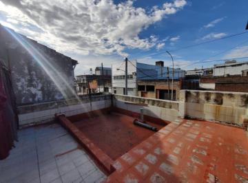 Casa · 160m² · 4 Ambientes · 1 Cochera · Venta Casa Villa Lynch 4 Ambientes a Refaccionar.