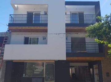 Departamento · 49m² · 3 Ambientes · 1 Cochera · Dpto Amplio a La Venta Al Frente 1 Dorm y Cochera