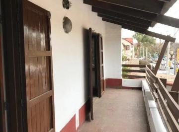 Casa · 171m² · 5 Ambientes · 2 Cocheras · Casa en Venta 3 Dorm., Zona Norte, Apto Crédito