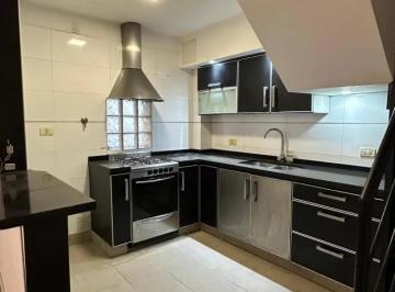 Departamento de 4 ambientes, Flores · Oportunidad! Hermoso Triplex 4 Amb - Luminoso - Bajas Expensas - Venta - Flores