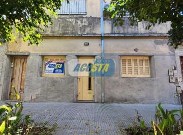 PH · 60m² · 4 Ambientes · Alquiler PH 4 Ambientes, Exclusivo Uso Comercial, Barrio Naon