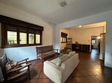 Casa · 266m² · 7 Ambientes · 1 Cochera · Venta Casa 7ambientes Villa Luzuriaga Apto Crédito