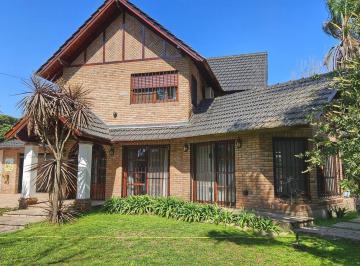 Casa · 210m² · 5 Ambientes · 2 Cocheras · Casa en Los Naranjos - Barrio Abierto - Maschwitz