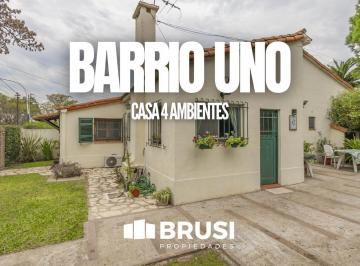 Casa · 130m² · 4 Ambientes · 1 Cochera · Casa 4 Ambientes en Venta en Barrio Uno, Ezeiza