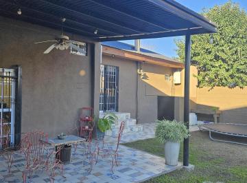 Casa · 135m² · 5 Ambientes · 3 Cocheras · Casa en Ingeniero Maschwitz