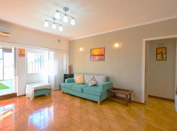 Departamento de 3 ambientes, Morón · Venta Amplio 3 Ambientes Remodelado en El Palomar!