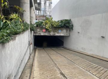 Garage · 25m² · 1 Cochera · Cochera Fija y Cubierta Baulera en Venta Av Córdoba 5400