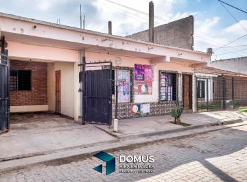 Casa · 180m² · 7 Dormitorios · 1 Cochera · Venta Casa Ciudad Valdivia