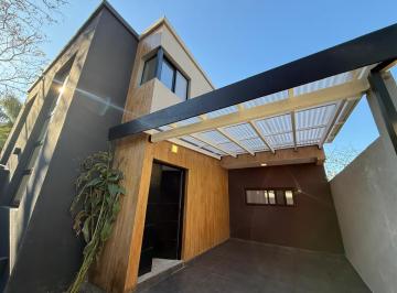 Casa · 100m² · 3 Ambientes · 1 Cochera · Casa Tipo Duplex a Estrenar en Alquiler