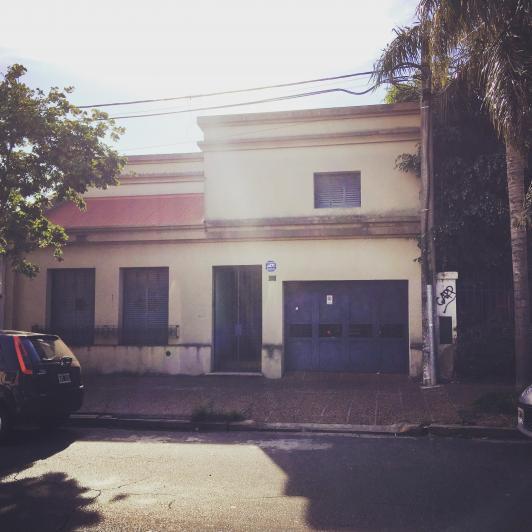 Casa · 220m² · 7 Ambientes · 2 Cocheras