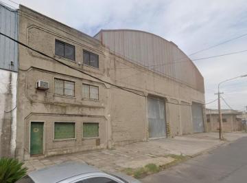 Bodega-Galpón · 2845m² · Galpón Comercial 2845 m² C/ 5 Puente Grúas - Oficinas - Baños - Vestuarios F/3 Calles - Villa Madero