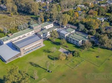 Edificio · 70000m² · 50 Cocheras · Edificio Comercial en Pilar - Versatil - Premium