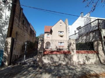 Terreno · 200m² · 5 Ambientes · 2 Cocheras · Lote en Venta en La Plata