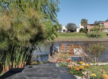 Casa de 7 ambientes, Tigre · Imponente Casa en Barrio San Marco Al Rio