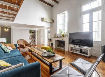 Casa · 291m² · 6 Ambientes · 1 Cochera · Casa en Venta en Gorriti y Julian Alvarez con Amplio Jardin