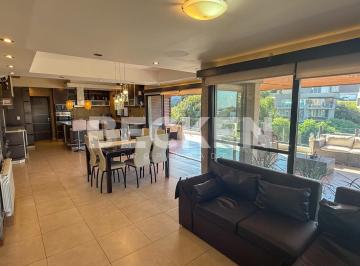 Casa · 500m² · 5 Ambientes · 2 Cocheras · Casa en Venta en La Rufina