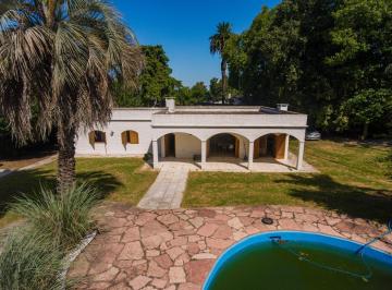 Casa · 400m² · 11 Ambientes · 4 Cocheras · Casa en Quinta Venta en Villa Elisa
