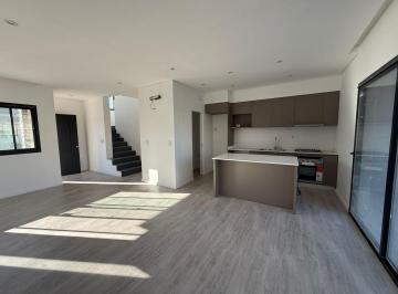 Casa · 140m² · 4 Ambientes · 2 Cocheras · Casa en Venta en Spring Park Pilar