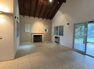 Casa · 160m² · 4 Ambientes · Casa en Alquiler en Los Pilares, Pilar, G. B. a. Zona Norte