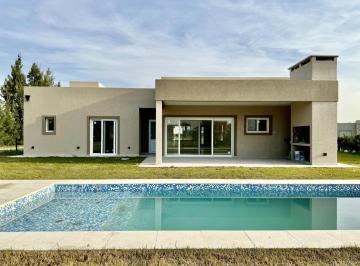 Casa · 140m² · 4 Ambientes · 1 Cochera · Casa en Alquiler y Venta Lagos de San Eliseo San Vicente