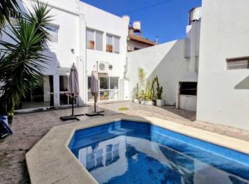 PH · 104m² · 4 Ambientes · 1 Cochera · PH de 4 Ambientes con Gran Patio, Pileta, Parrilla, Cochera y Depto. Independiente