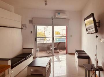 Departamento · 27m² · 1 Ambiente · Venta Departamento Monoambiente Al Frente Super Luminoso Sobre Av con Balcon! Impecalbe