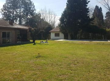 Casa · 89m² · 3 Ambientes · 1 Cochera · Casa en Venta - Tortuguitas - 3 Dorm. - Jardin y Pileta