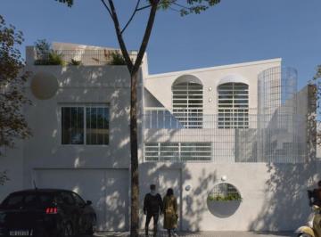 Casa · 126m² · 4 Ambientes · 1 Cochera · Venta Casa Reciclada de Tres Dorm. con Patio, Terraza y Cochera en Luis Agote