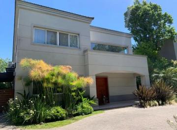 Casa · 400m² · 5 Ambientes · Alquiler Vacaciones de Invierno 2025 Greenlands