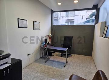 Oficina comercial · 55m² · 3 Ambientes · Local en Alquiler Apto Comercial y Profesional