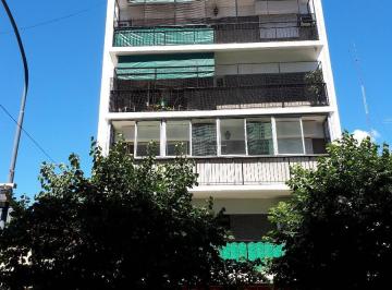 Departamento · 3 Ambientes · Departamento en Alquiler en Mataderos