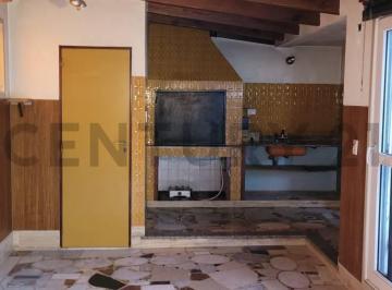 PH · 142m² · 4 Ambientes · 1 Cochera · PH en Venta 4 Amb Sin Expensas Luminoso C/jardín y Terraza