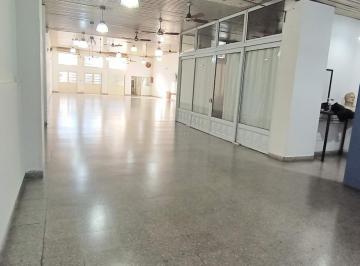 Local comercial · 418m² · 6 Ambientes · Local en Alquiler