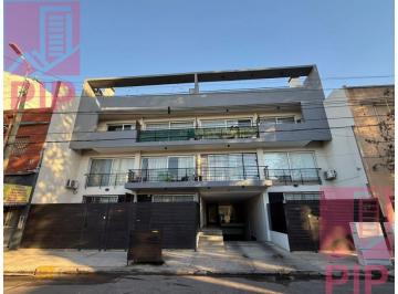 Departamento · 50m² · 2 Ambientes · 1 Cochera · Departamento en Alquiler en Villa Sarmiento
