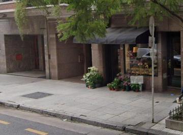 Local comercial · 21m² · Local a La Calle en Alquiler en Pleno Recoleta