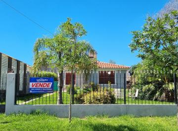 Casa de 4 ambientes, Villa Carlos Paz · Casa en El Barrio Costa Azul