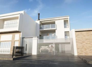 Departamento · 33m² · 2 Ambientes · 1 Cochera · Dpto. 1 Dorm. en P. B C/cohera y Patio