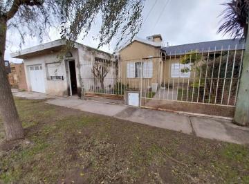 Casa · 144m² · 2 Dormitorios · 1 Cochera · Casa en Venta en Junín (B)