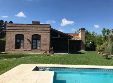 Casa de 4 ambientes, Pilar · Mapuche Country Club - Hermosa Casa en 1 Planta de 4 Ambientes con Piscina